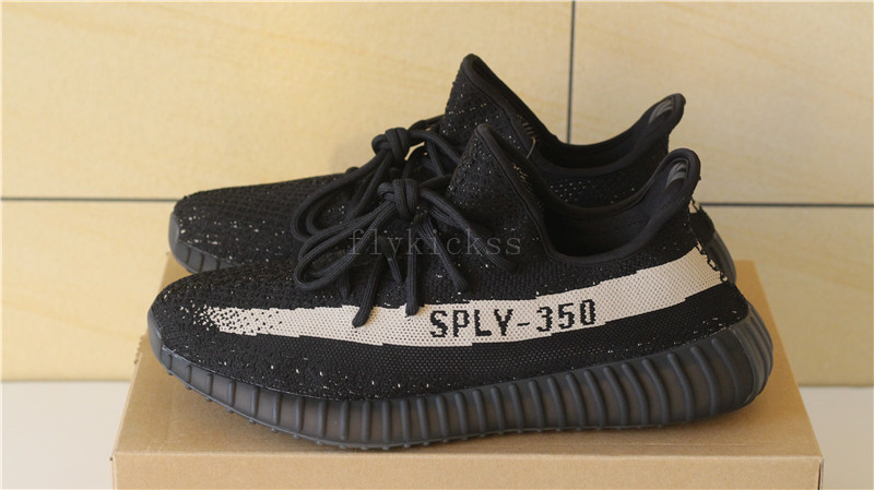 Adidas Yeezy Boost 350 V2 Oreo